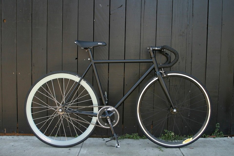 Matte Black Valencia
